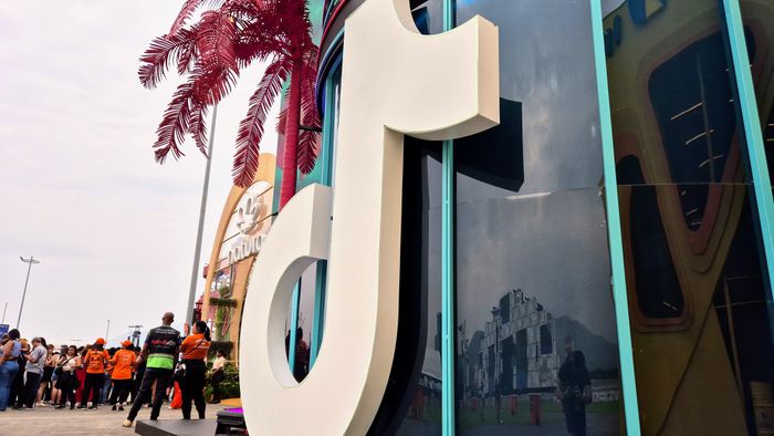 TikTok revela IA para você planejar novos vídeos e deixar o ChatGPT de lado