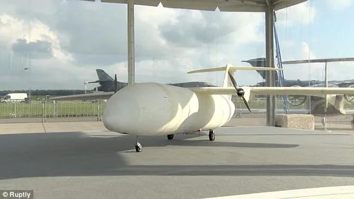 Airbus cria avião de 4 metros de comprimento apenas com impressão 3D
