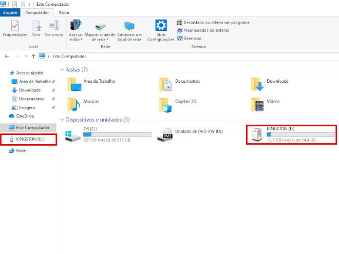 Abra a aba "Este Computador" no Windows 10 e clique com o botão direito do mouse em cima do pen drive (Captura de tela: Matheus Bigogno)