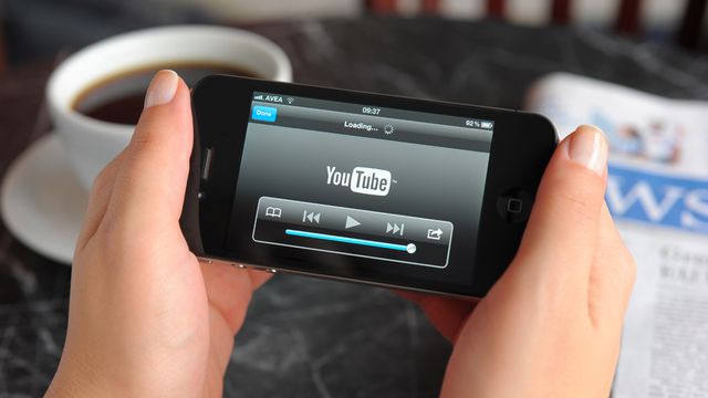 Insatisfeitas com modelo do YouTube, gravadoras podem tirar suas músicas do ar