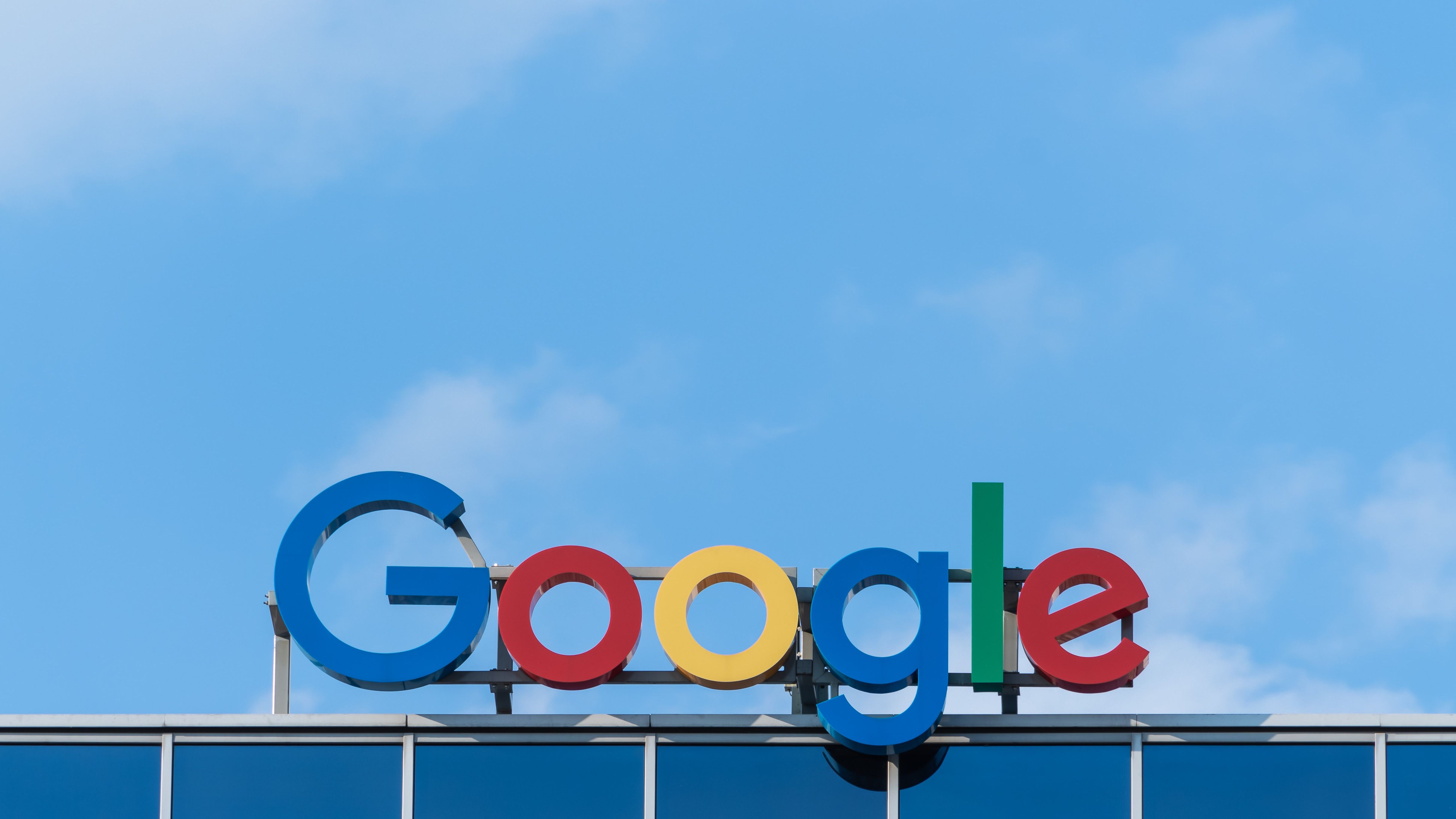 1º doodle do Google comemora 25 anos; conheça a história - Canaltech