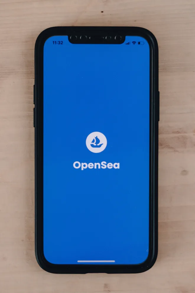 Opensea é a plataforma mias famosa entre os entusiastas do mercado de NFTs (Imagem:Reprodução/Unsplas/BehnamNorouzi)