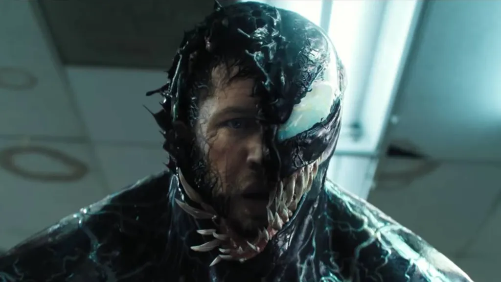Apesar de se passar no mesmo universo de Venom, só há duas citações ao filme de Tom Hardy e nada de simbionte (Imagem: Reprodução/Sony Pictures)