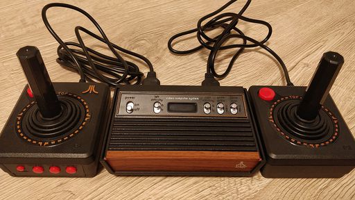 Tectoy lança Atari Flashback X com 110 jogos integrados