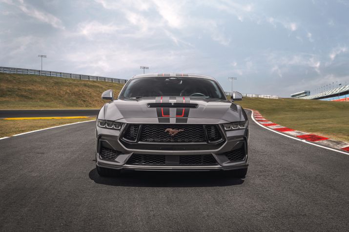 Ford Mustang 2025 MT