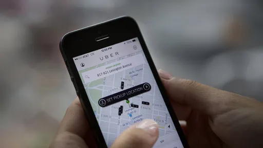 Uber enfrenta processos trabalhistas e pode ter de mudar modelo no Brasil