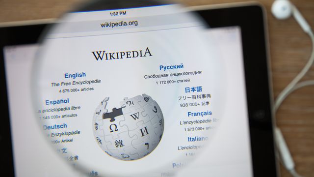Wikitribune: Fundador da Wikipedia anuncia site para combater fake news