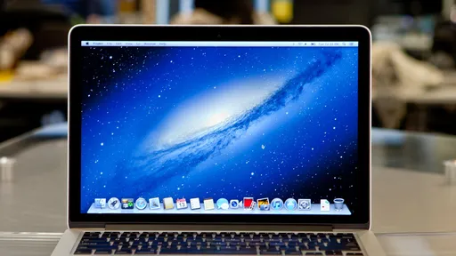Novos MacBook Pro deverão ter display secundário e sensor de digitais