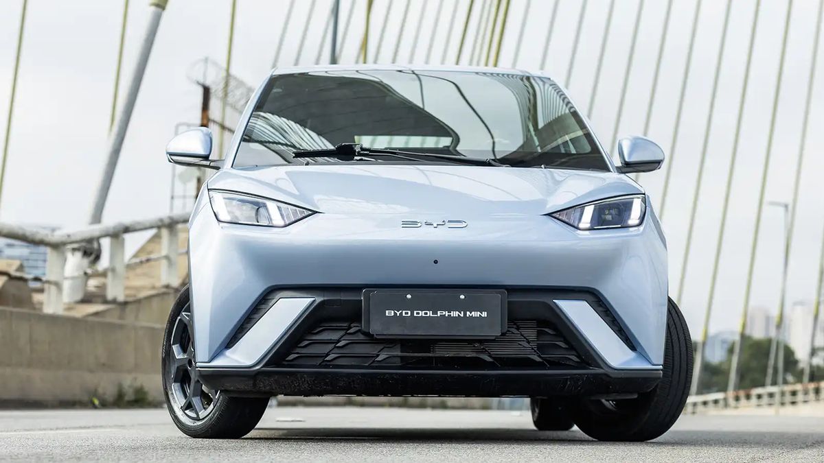 BYD derruba preço do Dolphin Mini e vende elétrico mais barato que Polo