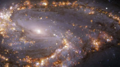 Imagens incríveis de várias galáxias revelam regiões onde nascem as estrelas