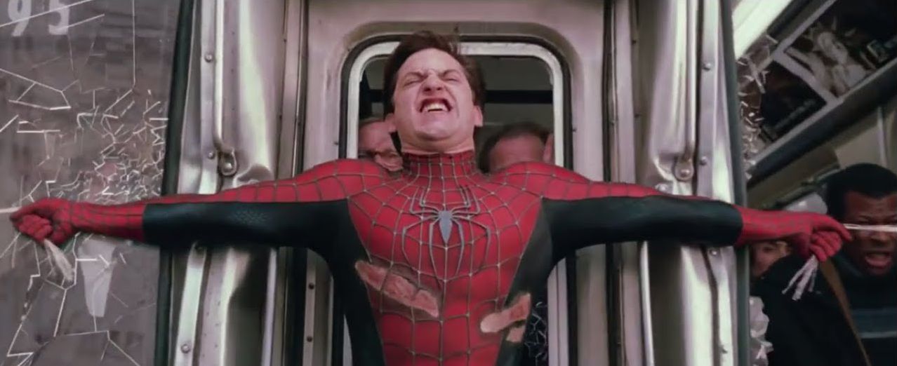 O Homem-Aranha que se sacrifica pelas pessoas e que inspira os outros a fazerem o mesmo merece o título de melhor versão (Imagem: Reprodução/Sony Pictures)