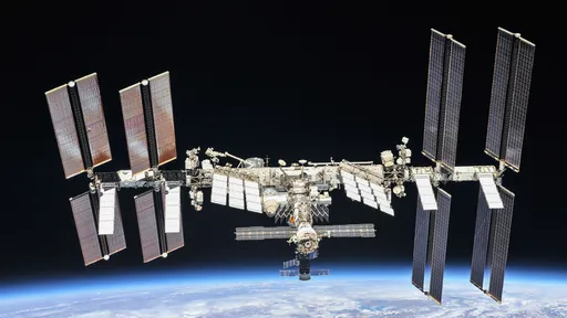 Estação Espacial Internacional vai receber seis novos painéis de energia solar