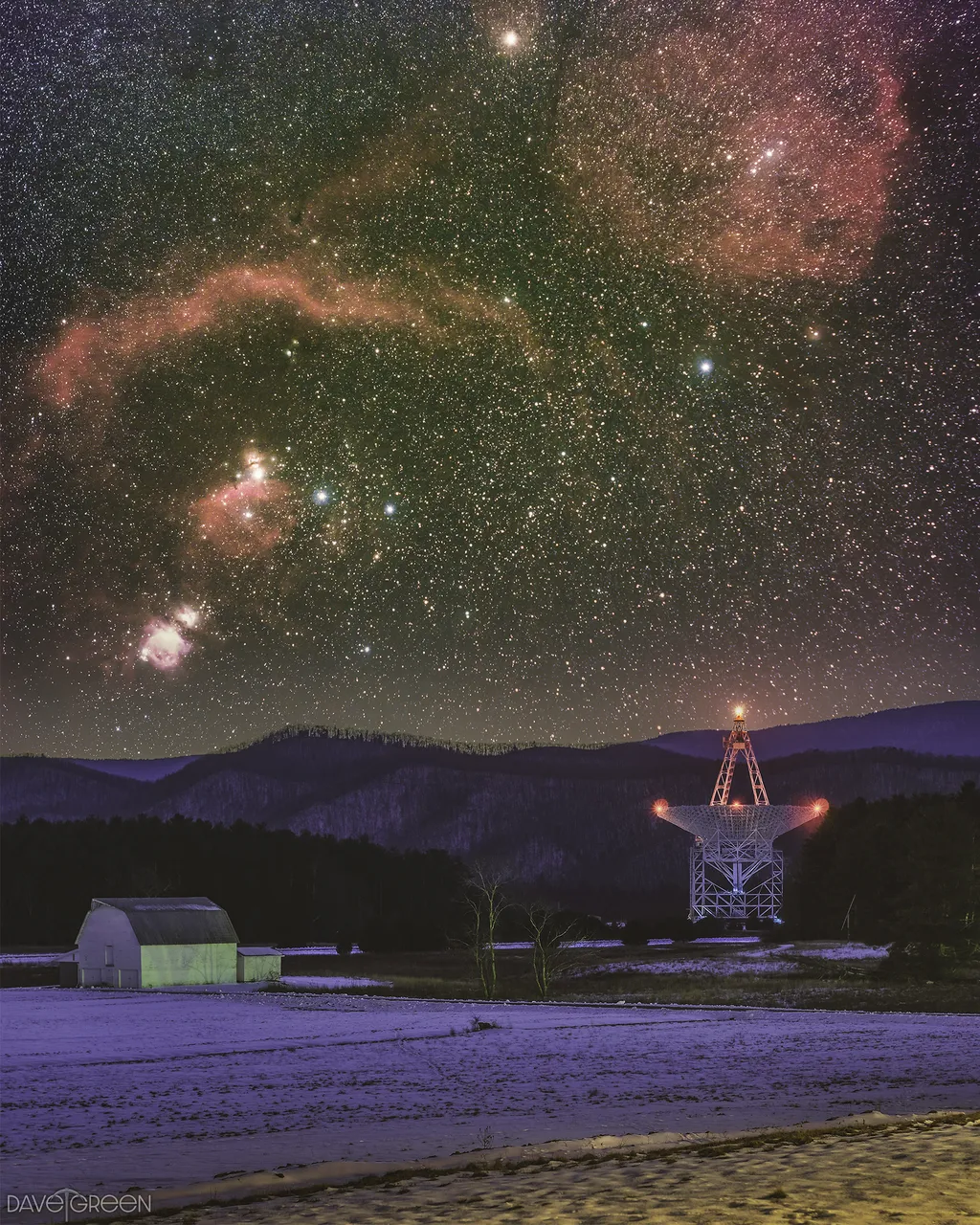 O radiotelescópio Green Bank, com a maior antena de rádio do mundo (Imagem: Reprodução/Dave Green)
