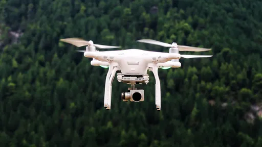 Esses drones inteligentes são capazes de encontrar meteoritos