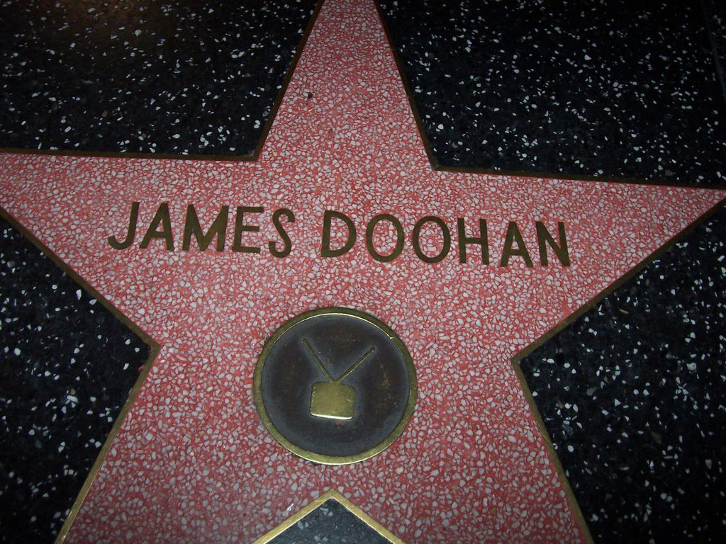 James Doohan foi eternizado na Calçada da Fama de Hollywood em 2004 (Imagem: Reprodução/Flickr/Neil Willsey)