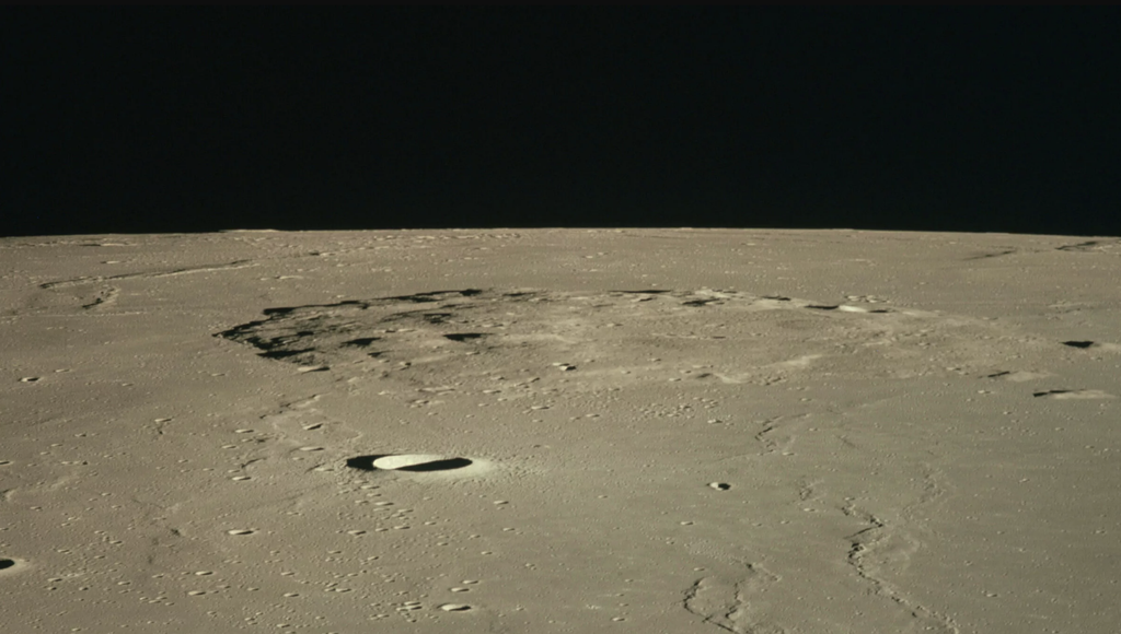 A região de Mons Rümker na Lua (Imagem: Reprodução/NASA)