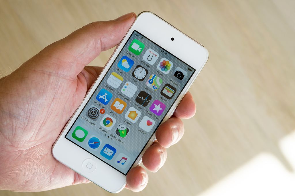 Ainda é possível atualizar o iOS de um iPhone antigo (Imagem: Michael Weidemann/Unsplash)