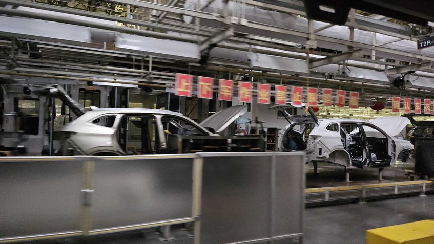 Visita à fábrica da GWM na China