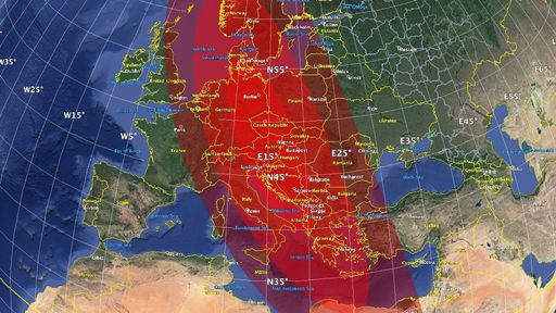 Europa é destruída por impacto de asteroide nesta simulação feita pela NASA
