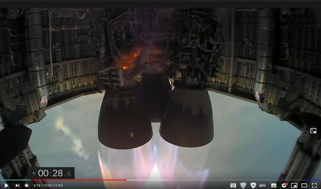 Momento em que os motores começam a pegar fogo antes da explosão (Imagem: Reprodução/SpaceX)