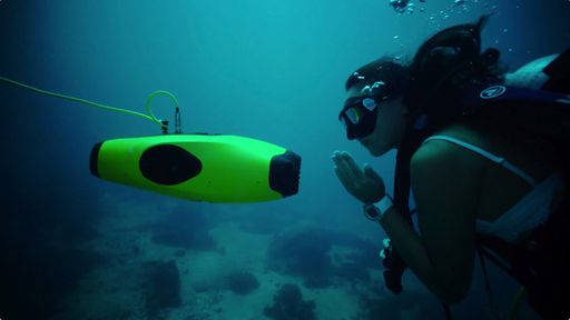 Drone subaquático pode filmar em 4K em uma profundidade de até 100 metros