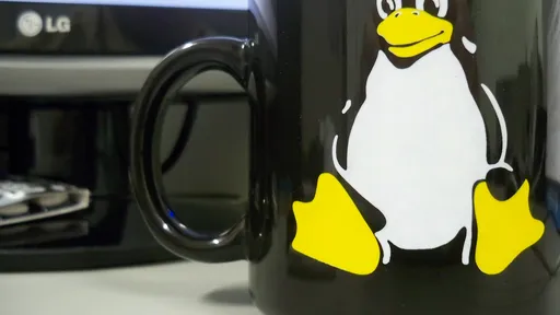 Hackers sequestram site do Linux Mint e distribuem versão modificada da distro