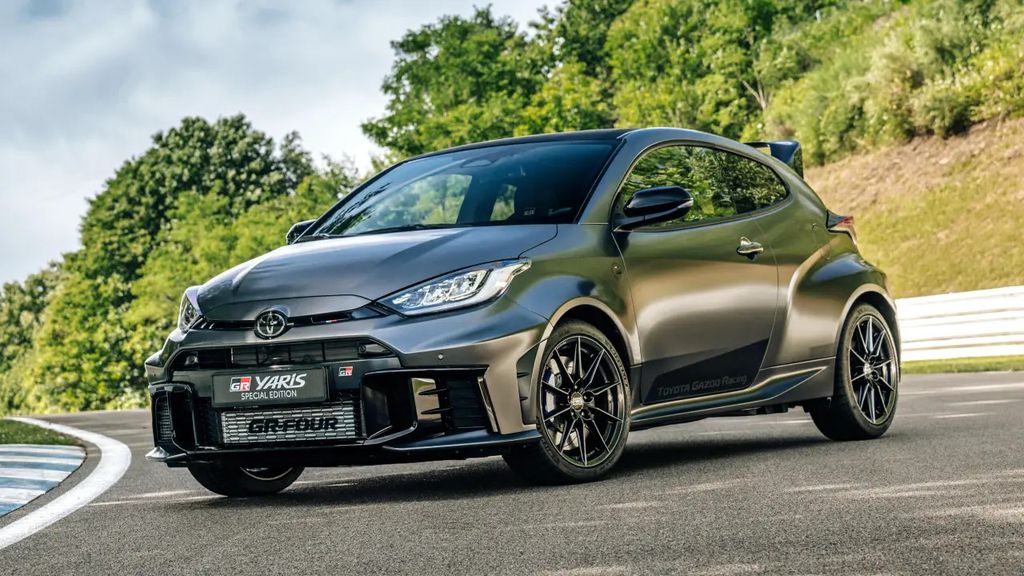 GR Yaris visto de frente