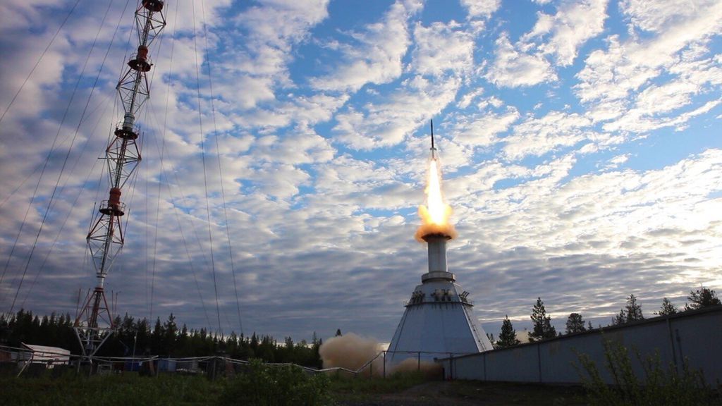 Lançamento do foguete com o experimento (Imagem: DLR MORABA)