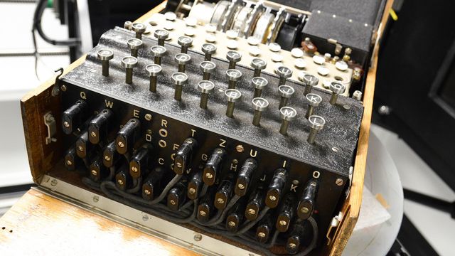 Ingleses criam modelo 3D da Enigma, máquina de criptografia do exército nazista