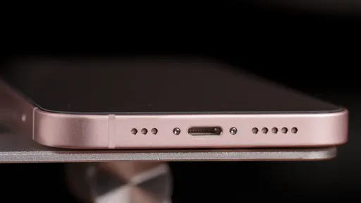 iPhone 14 seria o último com Lightning; USB-C chega no iPhone 15
