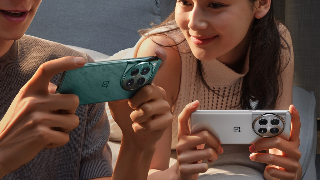 OnePlus 12 chega com Snapdragon 8 Gen 3 e 1ª lente periscópio da