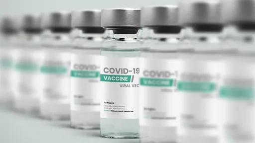 OMS pede que países entreguem vacinas para Covax em vez de vacinar crianças