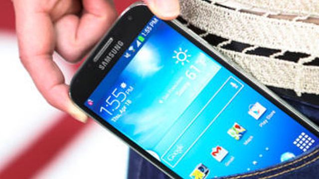 Samsung Galaxy S4 tem melhor desempenho em vendas do que o SIII, diz CEO