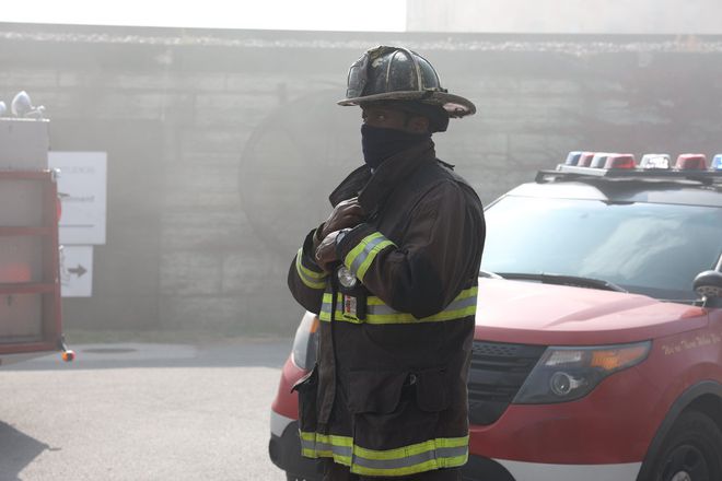 Chicago Fire volta à TV americana nesta quinta, 12 de novembro (Imagem: Divulgação / NBC Entertainment)