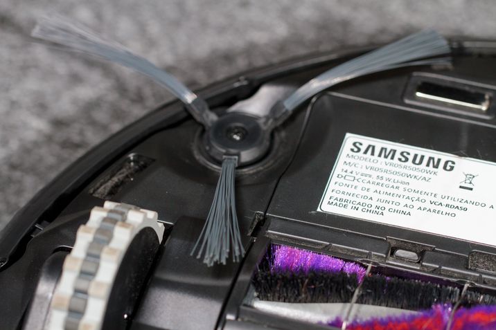 VR5000 detalhe escovas