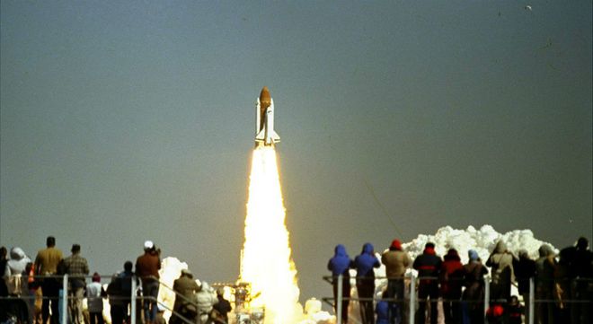 Lançamento do Challenger (Imagem: Reprodução/Bruce Weaver/AP)