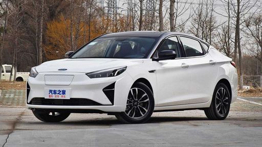 JAC Motors vai trazer para o Brasil sedã elétrico que faz mais de 600km