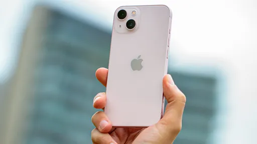HORA DE COMPRAR | iPhone 13 está mais barato em ÓTIMA oferta do Magalu