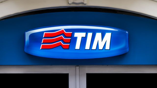 TIM anuncia redução em custos trabalhistas e financiamento de investimentos 