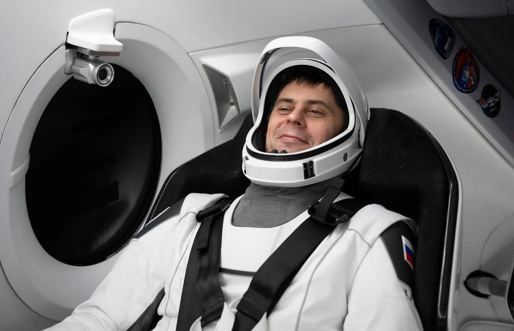 O cosmonauta Andrey Fedyaev irá à ISS por meio da missão Crew-6 (Imagem: Reprodução/SpaceX)