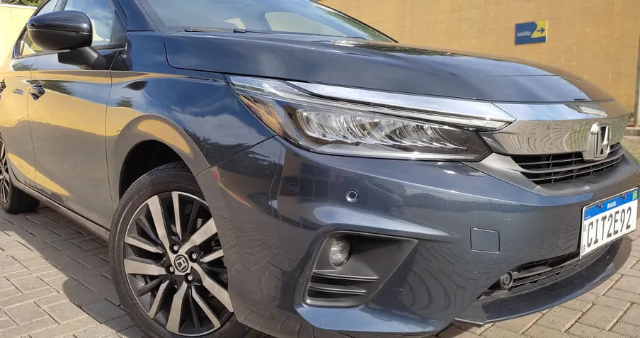 Review Honda City 2022   A melhor op  o contra os SUVs compactos - 16