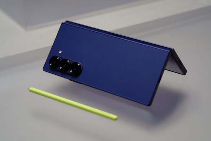 Galaxy Z Fold 6