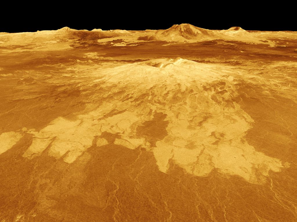 Superfície de Vênus, apesar de geologicamente ter semelhanças com a da Terra, é inóspita o suficiente para impedir a sobrevivência até de máquinas (Imagem: NASA)