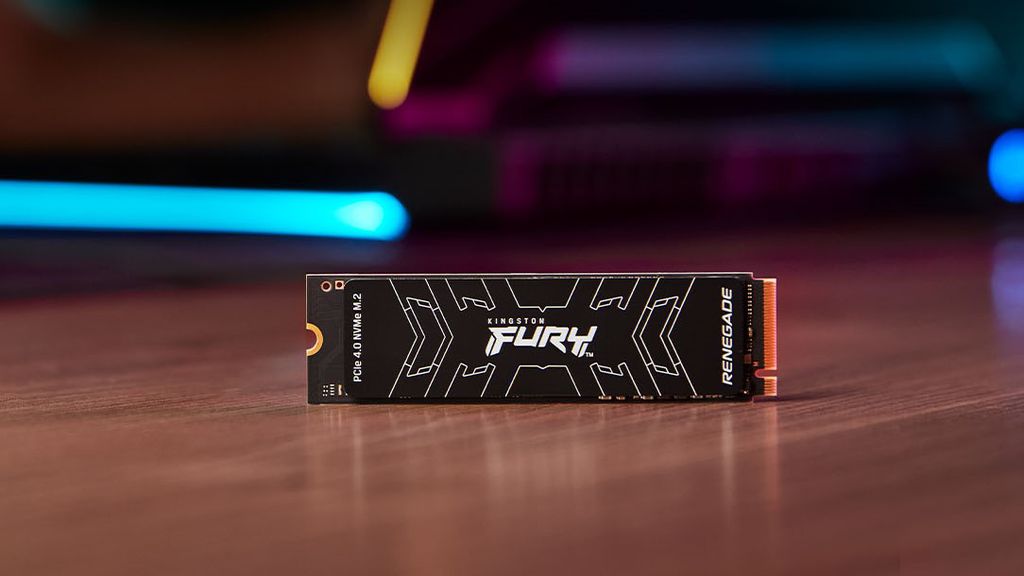O FURY Renegade atinge velocidades de leitura de até 7,3 GB/s, chega em modelos de até 4 TB e apresenta durabilidade de até 4 PBW (Imagem: Reprodução/Kingston)