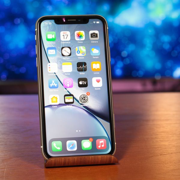 Apple desativa autenticação em iOS antigos e impacta desempenho de iPhones clássicos