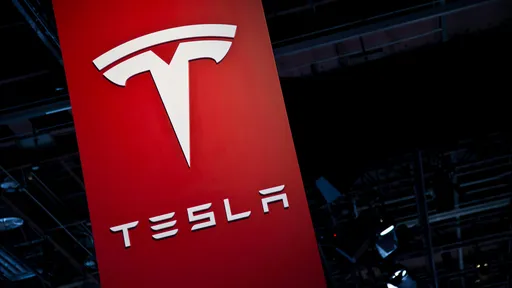 Tesla Motors apresenta prejuízo pelo 13º trimestre consecutivo