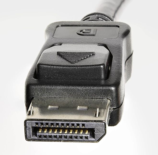 Cabo DisplayPort é o mais recomendado para usar em computadores pela maior largura de banda. (Imagem: D-Kuru/Wikimedia Commons)