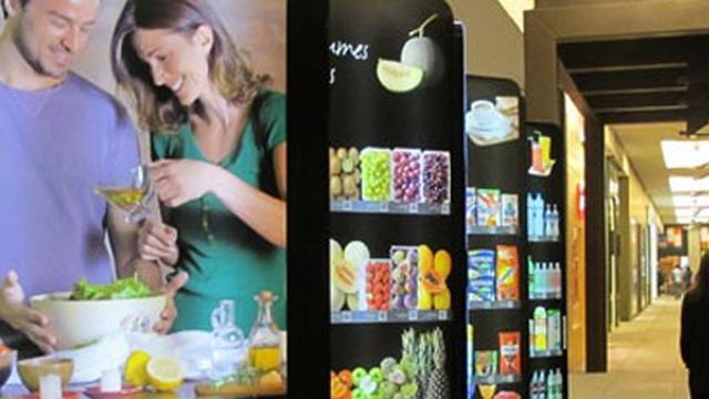 Supermercado brasileiro testa prateleira virtual; compras são feitas com QR Code