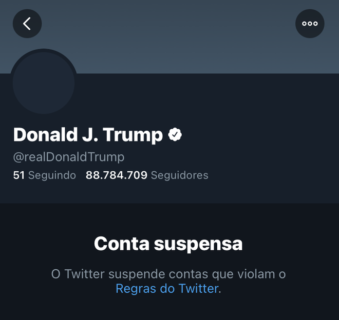 O ex-presidente dos Estados Unidos foi banido por violar regras do Twitter (Imagem: Captura de tela/Canaltech)