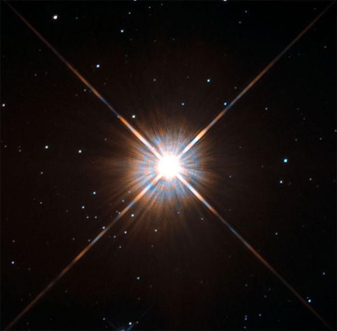 Estrela Proxima Centauri, nossa vizinha mais próxima (Imagem: Reprodução/ESA/Hubble/NASA)